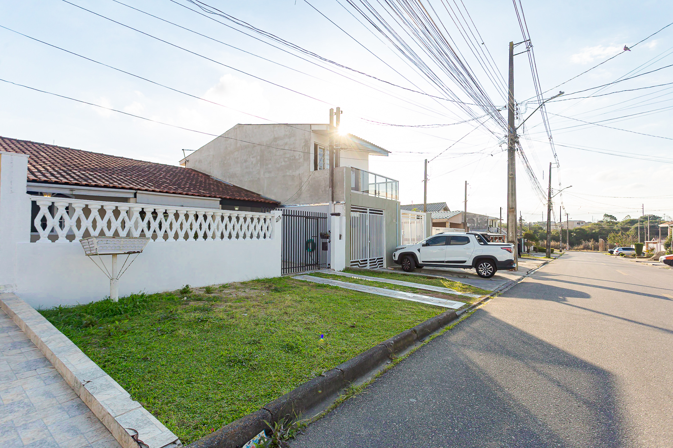Casa Sítio Cercado - Fachada Diagonal Esquerda