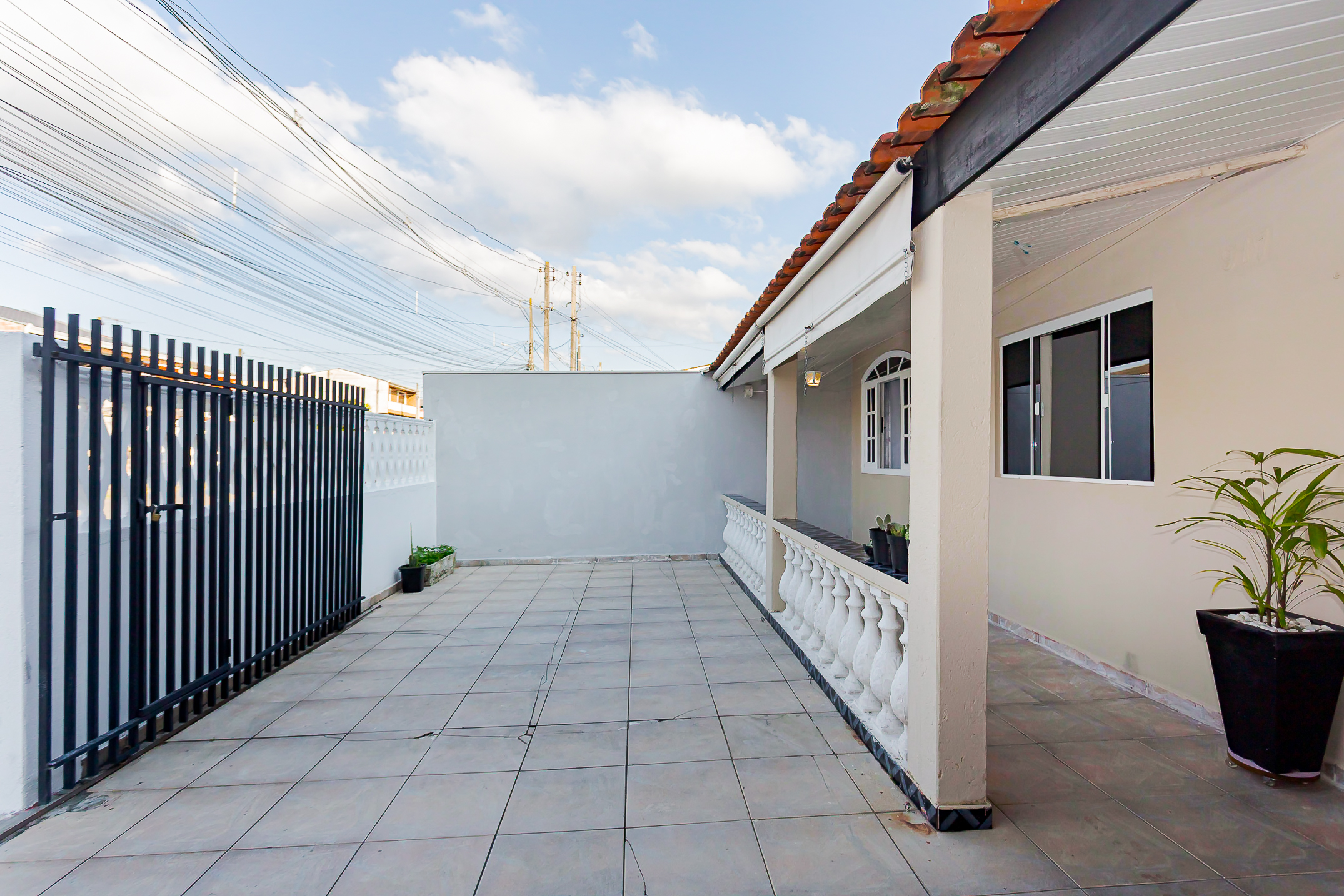 Casa Sítio Cercado - Frente Lado Direito